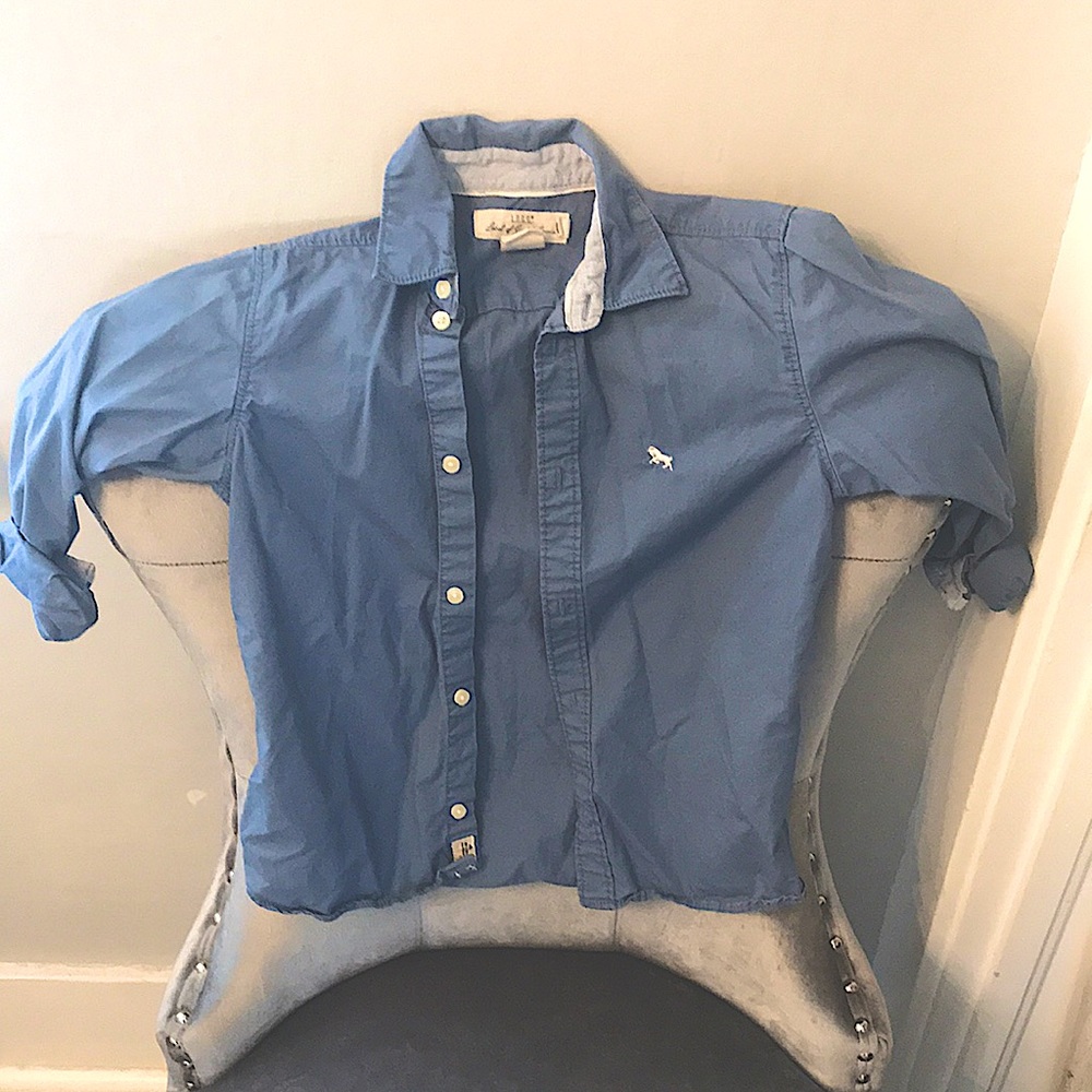 H & M Boys L.O.G.G. Button Up size 7/8 M Youth Blue Great Condition